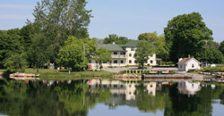 Lane's Privateer Inn